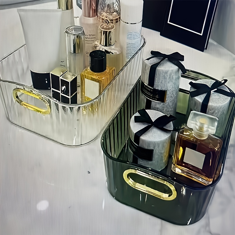 Light luxury tabletop storage  - مراجعة Luxury Skincare & Spa Reviews وسعره